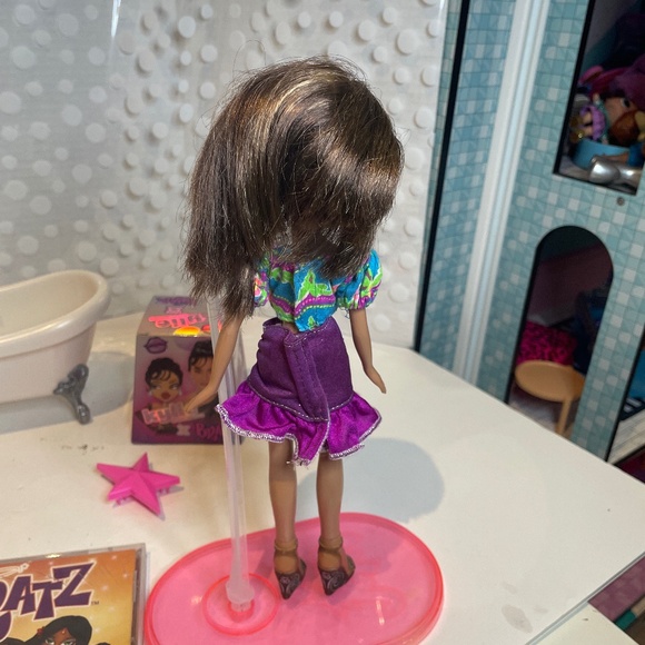 Bratz World House 🛁Bath tub with Yasmin doll bundle - Picture 6 of 16